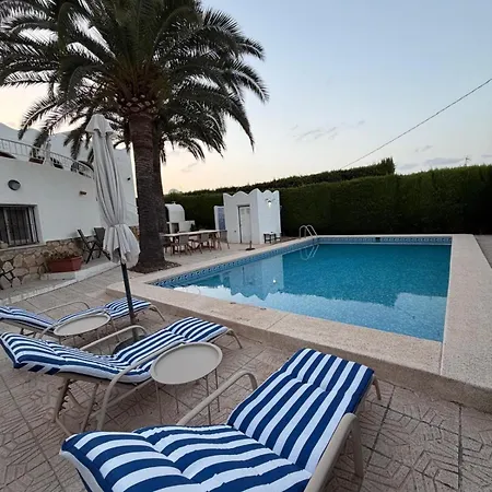 La De - The Crown Of Calp